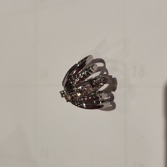 Upper ear earring cuff - Picture 2 of 7
